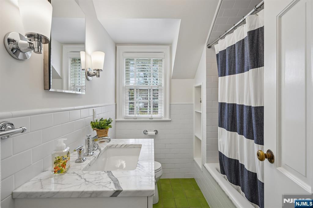 70 Yantacaw Brook Road Montclair, NJ 07043 - Photo 30 of 49