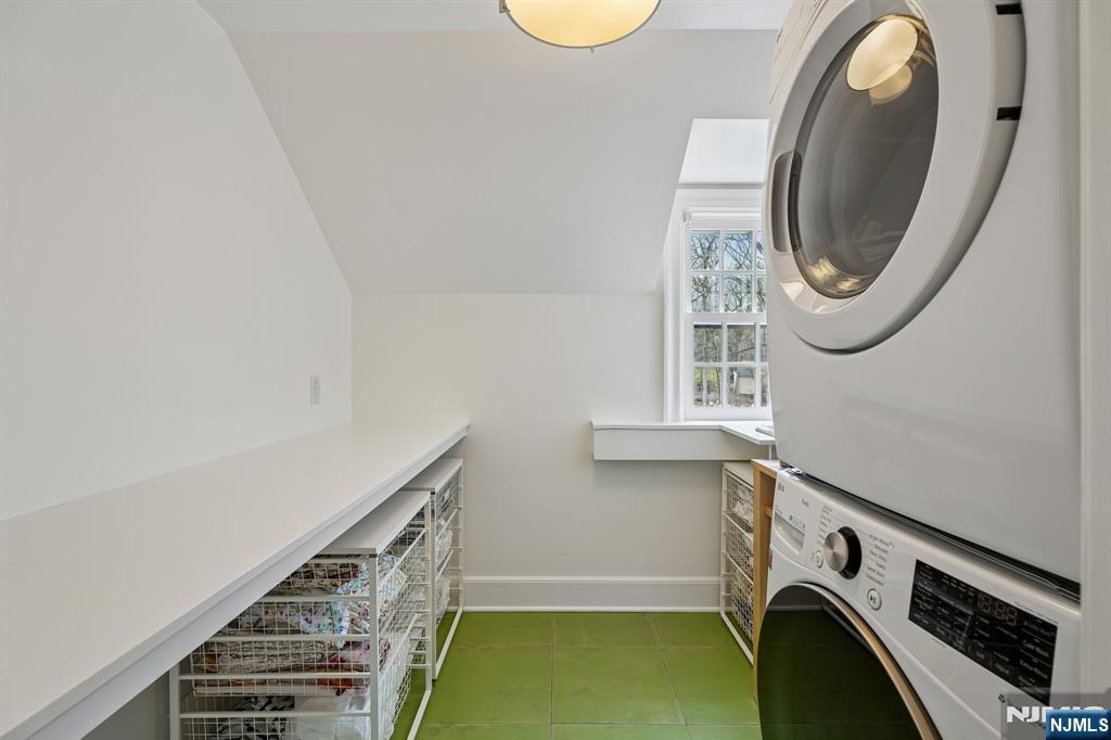70 Yantacaw Brook Road Montclair, NJ 07043 - Photo 31 of 49