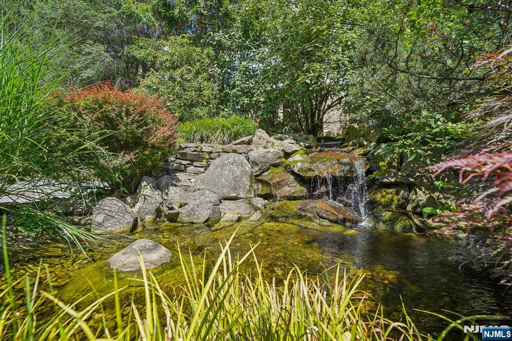 70 Yantacaw Brook Road Montclair, NJ 07043 - Photo 39 of 49