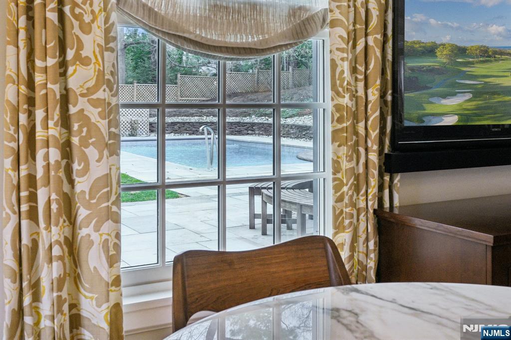 70 Yantacaw Brook Road Montclair, NJ 07043 - Photo 7 of 49