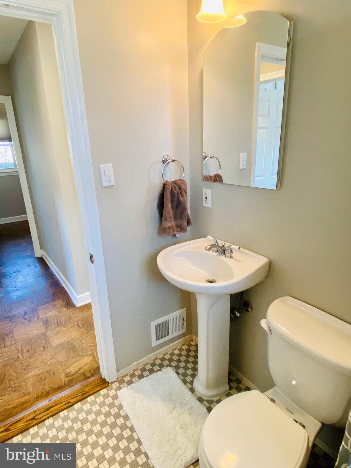 5946 Atteentee Road Springfield, VA 22150 - Photo 25 of 42