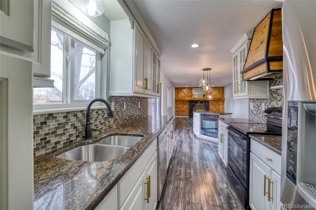 $599,000 | 949 Mountain View, Castle Rock, CO 80104