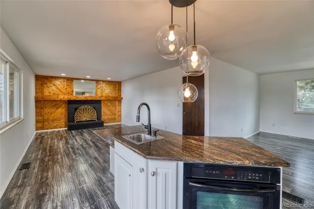 $599,000 | 949 Mountain View, Castle Rock, CO 80104