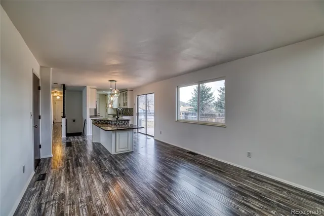 $599,000 | 949 Mountain View, Castle Rock, CO 80104