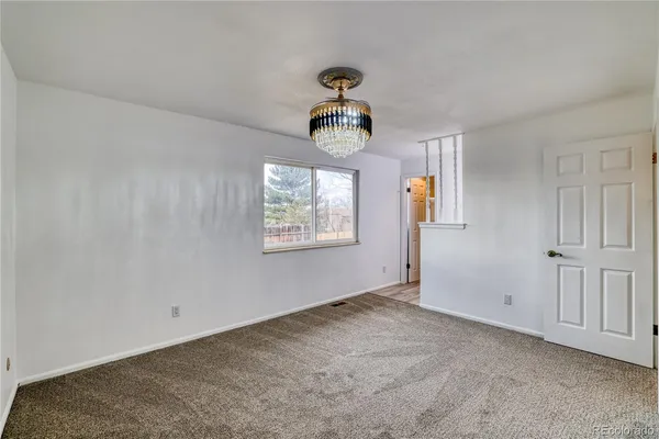a window in an empty room