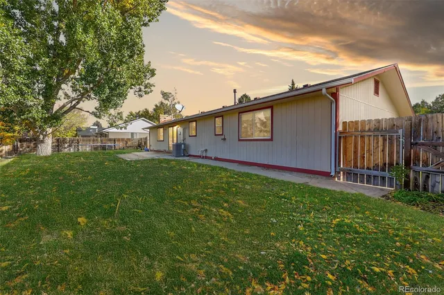 $599,000 | 949 Mountain View, Castle Rock, CO 80104