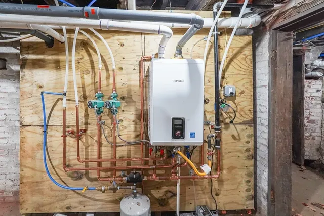 $569,000 | 757 Main Street, Southbridge, MA 01550