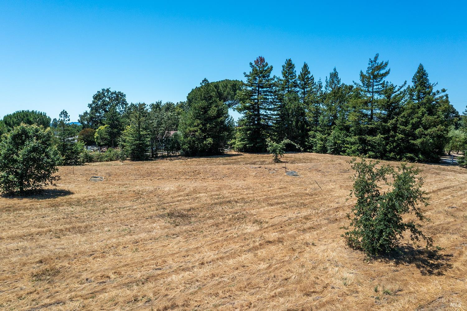 5400 Hall Road Santa Rosa, CA 95401 - Photo 7 of 13