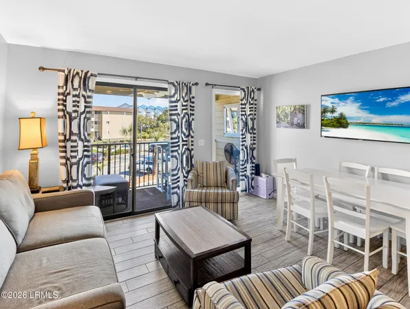 $295,000 | 40 Folly Field Road, Unit 215B, Hilton Head Island, SC 29928