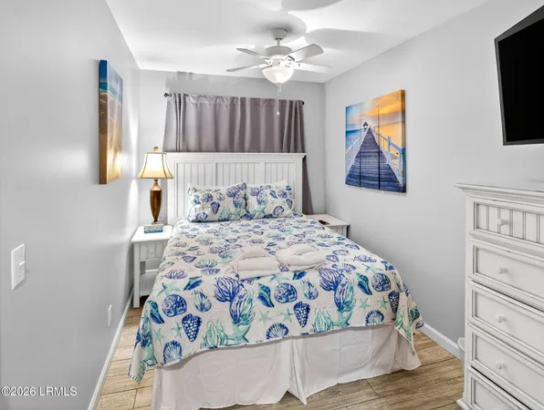 $295,000 | 40 Folly Field Road, Unit 215B, Hilton Head Island, SC 29928