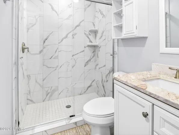$295,000 | 40 Folly Field Road, Unit 215B, Hilton Head Island, SC 29928