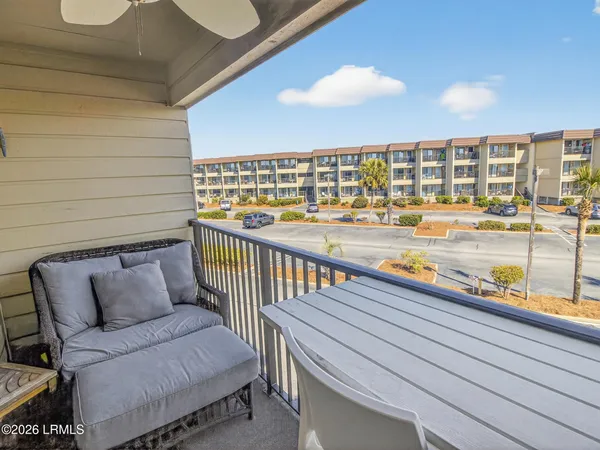 $295,000 | 40 Folly Field Road, Unit 215B, Hilton Head Island, SC 29928