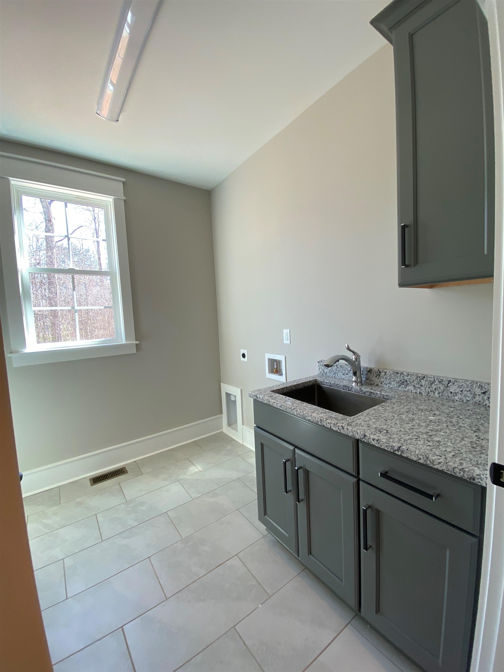 2036 Ivy Cottage Path Boiling Springs, SC 29316 - Photo 21 of 33
