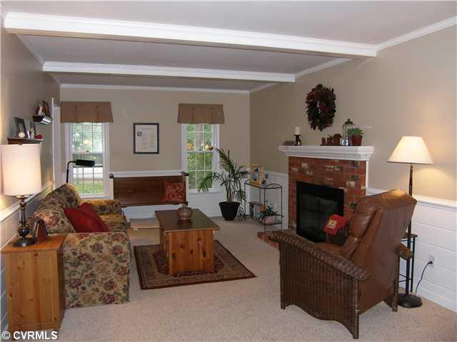 814 Watch Hill Road Midlothian, VA 23114 - Photo 8 of 12 Den/Family/Great Room - Family Room/New Carpet/Brick FP w/new FP Screen,White Exposed Beams/Crown Moulding/Chair Rail/Wainscoting