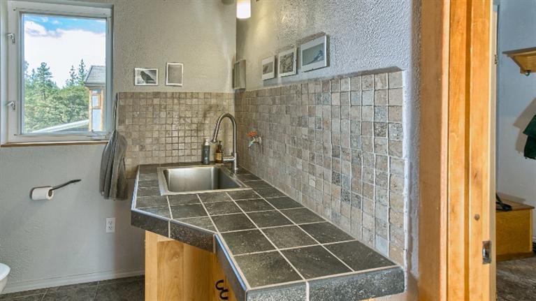 5292 Lost Creek Road Eagle Point, OR 97524 - Photo 13 of 35 Additional Photo