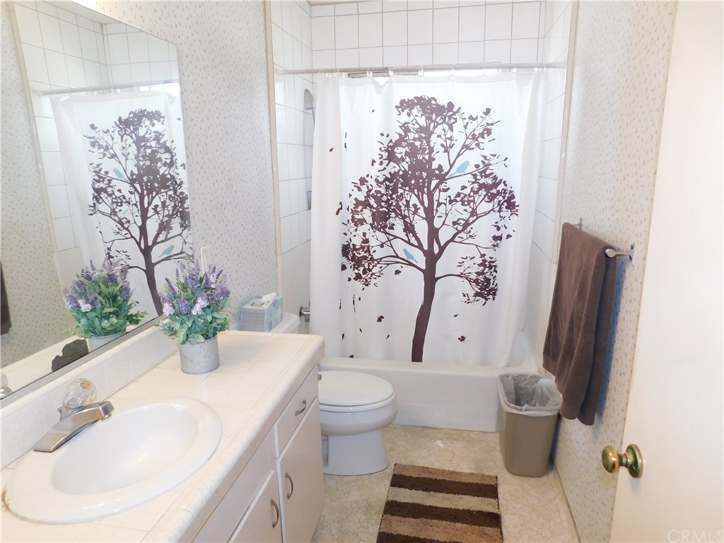 8653 Garfield Street Riverside, CA 92504 - Photo 5 of 8