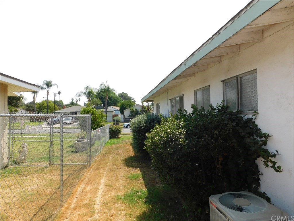8653 Garfield Street Riverside, CA 92504 - Photo 8 of 8