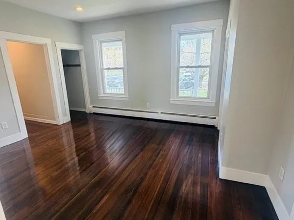 $2,500 | 155 Cedar Street, Unit 1, Framingham, MA 01702