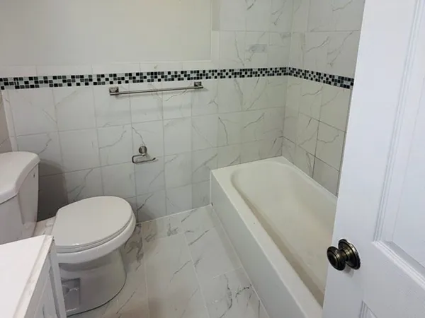 $2,500 | 155 Cedar Street, Unit 1, Framingham, MA 01702