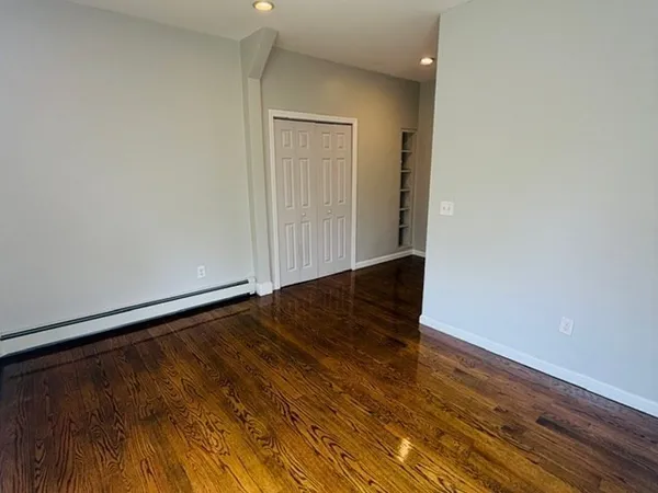 $2,500 | 155 Cedar Street, Unit 1, Framingham, MA 01702