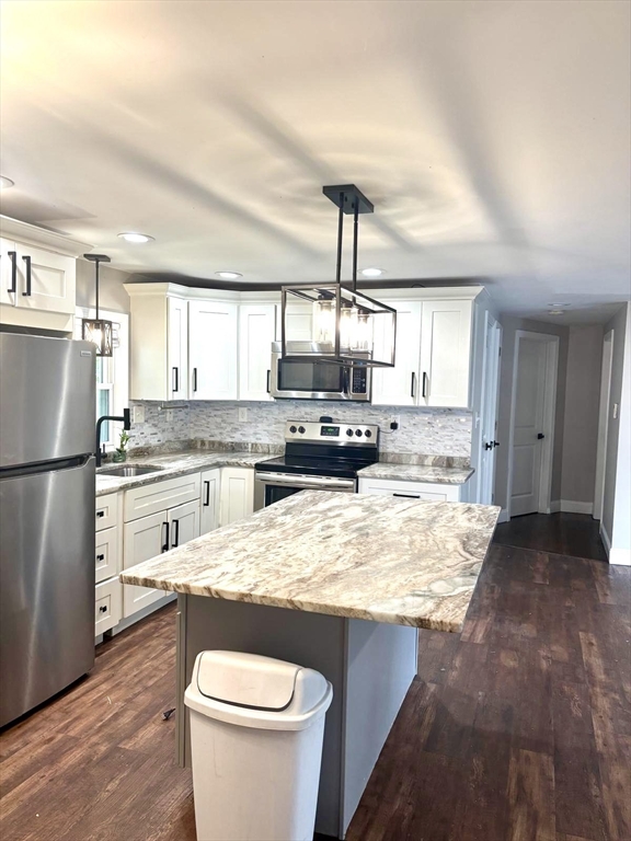 46 Balis Street Springfield, MA 01109 - Photo 14 of 25 Gallery Image 14