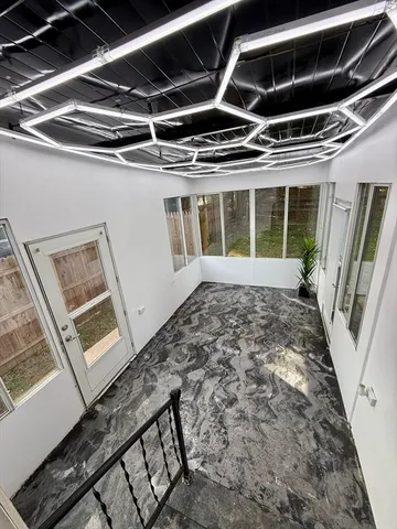 $299,900 | 46 Balis Street, Springfield, MA 01109