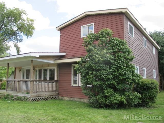 5481 Hammond Road Lapeer, MI 48446 - Photo 3 of 30 31191395-2.JPG