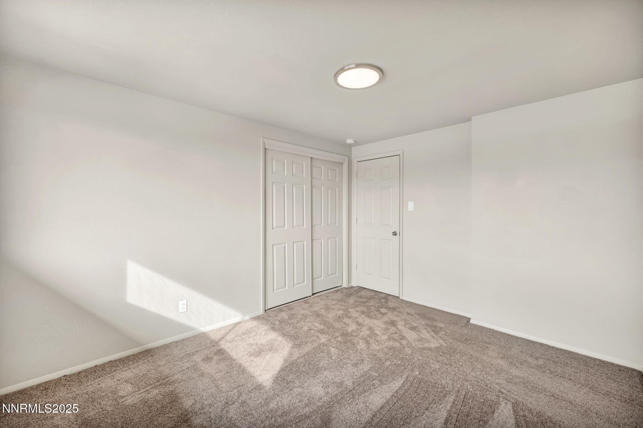 1735 Carlin Street Reno, NV 89503 - Photo 38 of 73 a view of room
