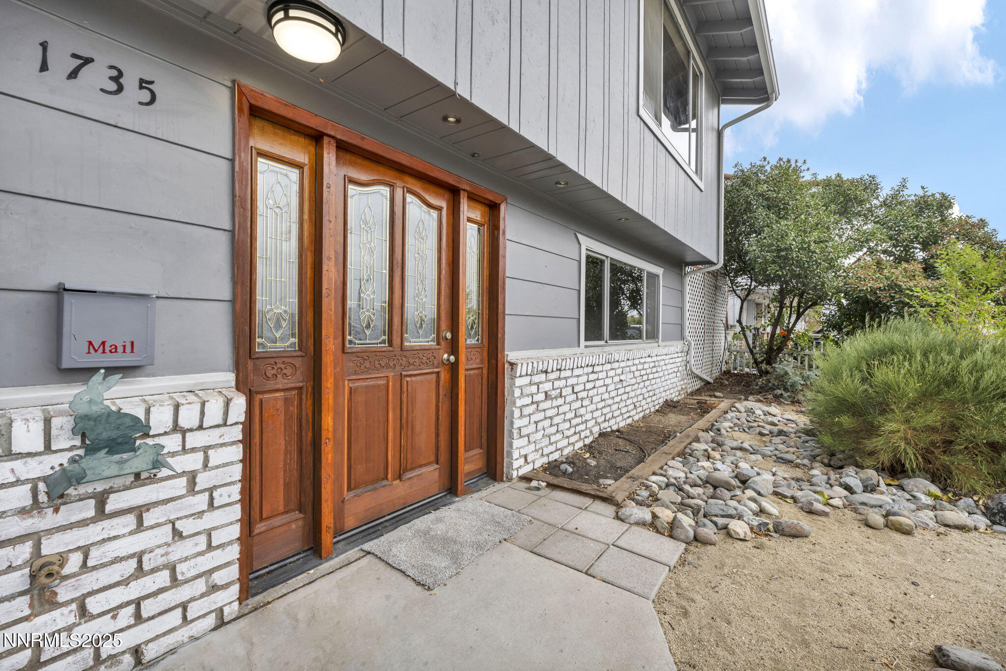 1735 Carlin Street Reno, NV 89503 - Photo 4 of 73 6-web-or-mls-1735-carlin-st