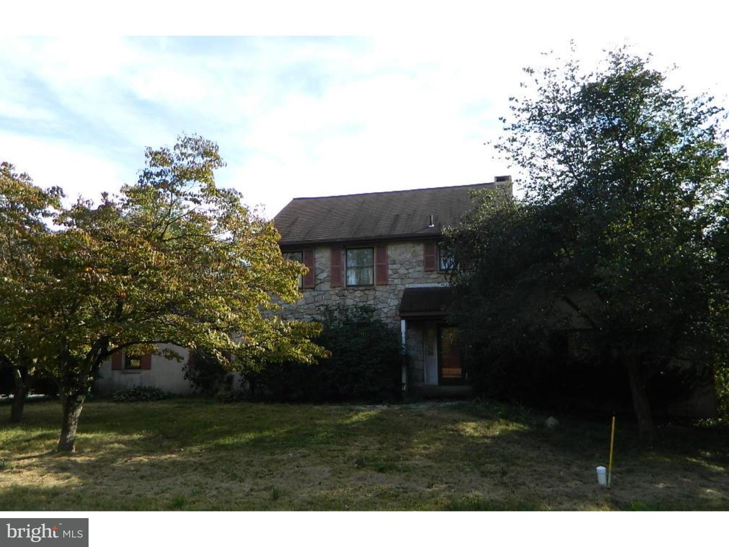 110 Dise Road Pottstown, PA 19465 - Photo 2 of 23
