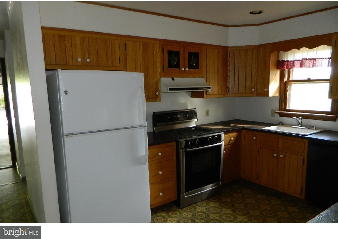 110 Dise Road Pottstown, PA 19465 - Photo 5 of 23
