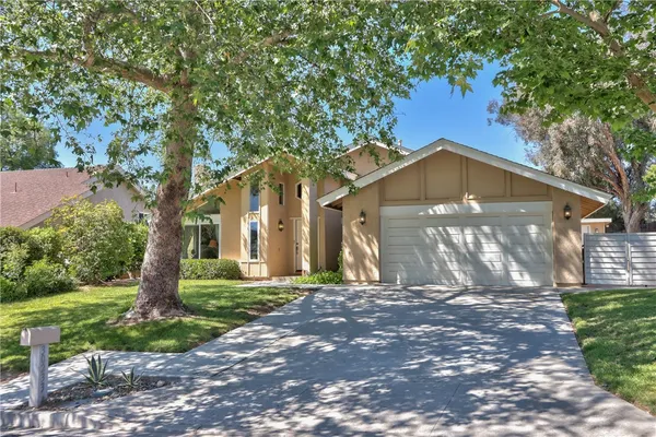 $725,000 | 30233 Villa Alturas Drive, Temecula, CA 92592