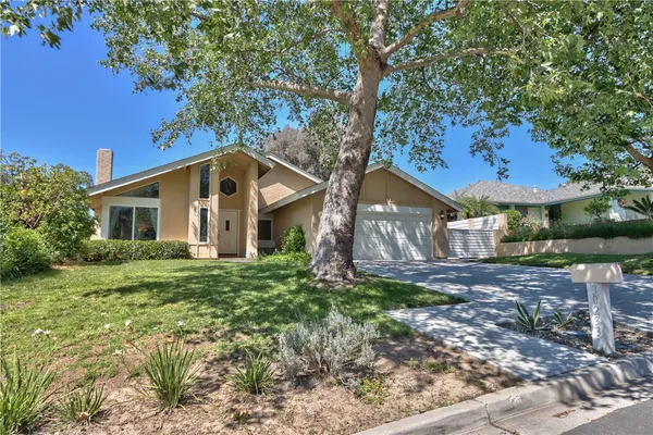 $725,000 | 30233 Villa Alturas Drive, Temecula, CA 92592