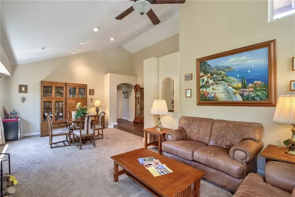 $725,000 | 30233 Villa Alturas Drive, Temecula, CA 92592