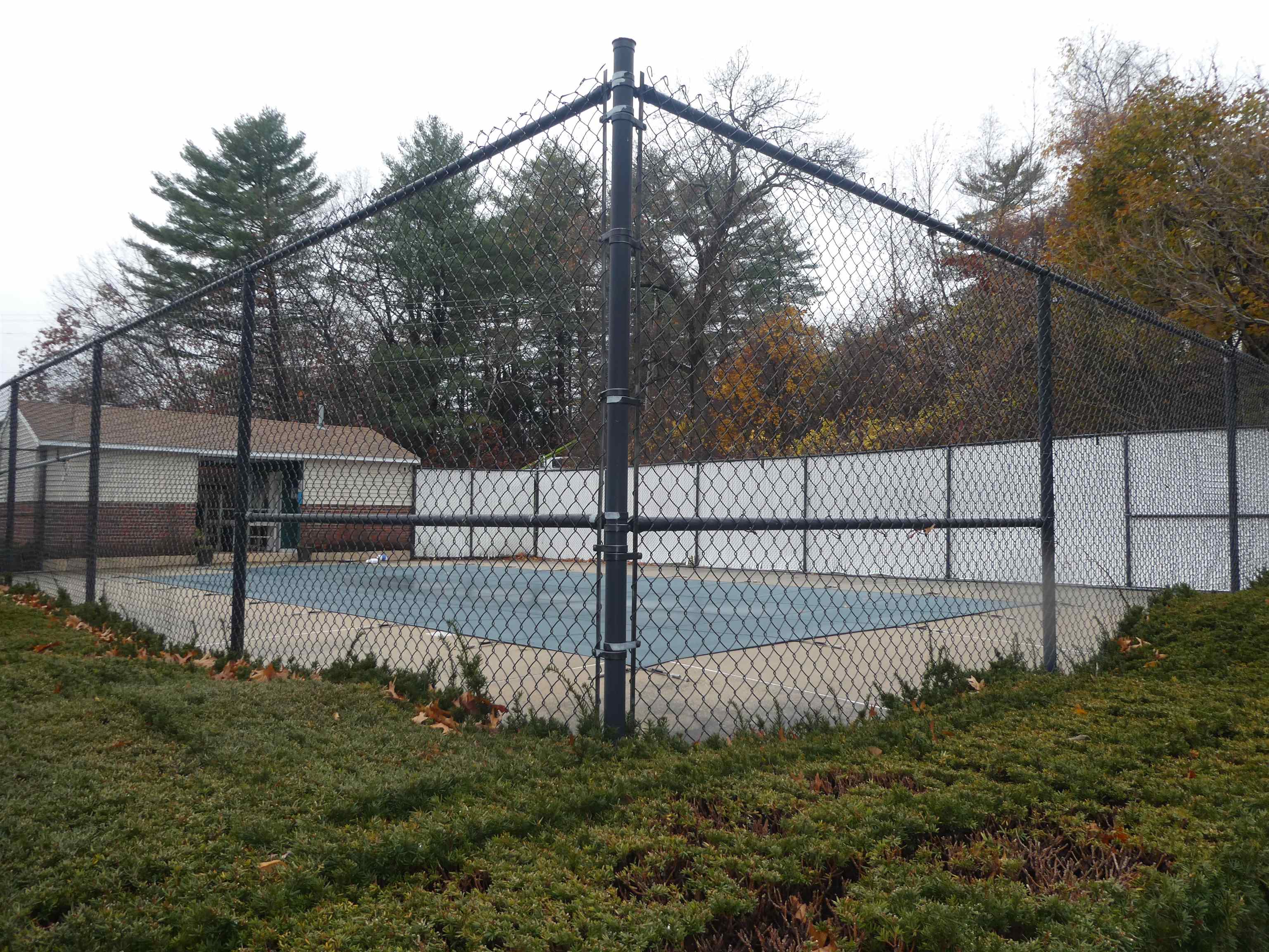 127 English Village Road, Unit 302 Manchester, NH 03102 - Photo 9 of 11