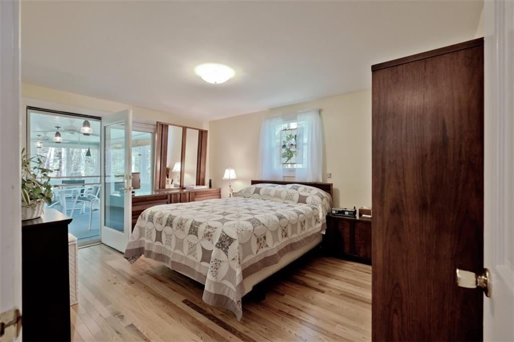 10 Sweet Fern Road Cape Elizabeth, ME 04107 - Photo 17 of 31 Master bedroom