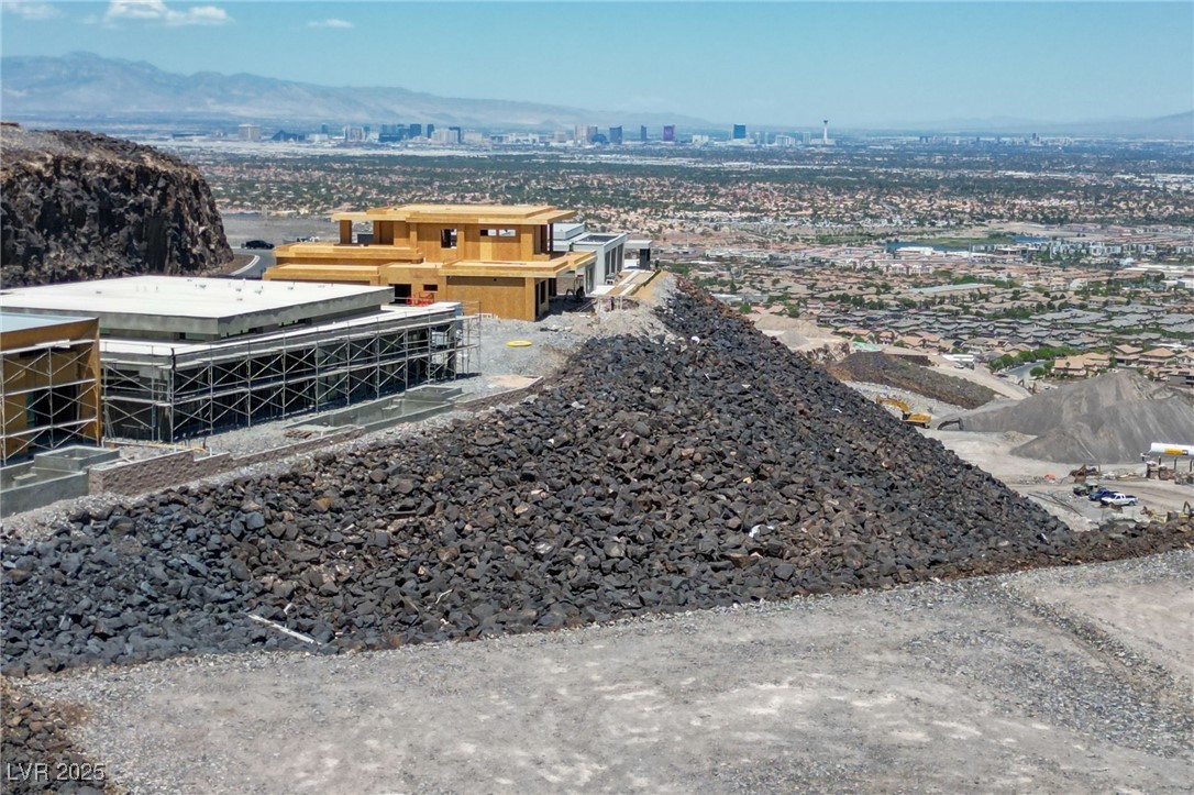 475 Cityview Ridge Drive Henderson, NV 89012 - Photo 10 of 28 View of urban area featuring a mountain backdrop