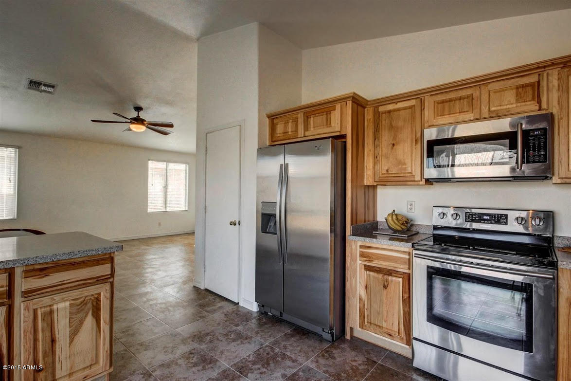 1810 West Renaissance Avenue Apache Junction, AZ 85120 - Photo 8 of 20 8 - Beautiful Cabinents
