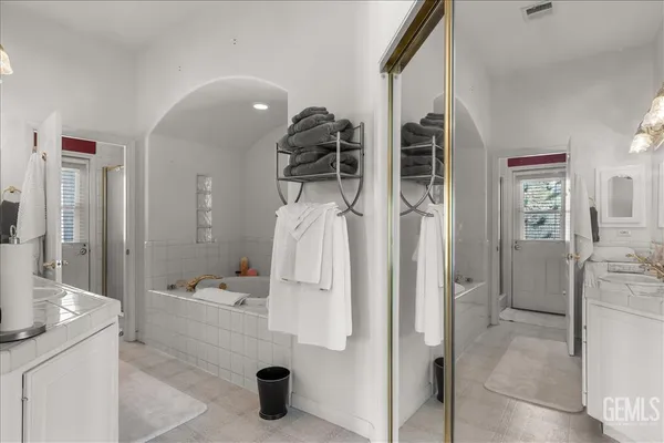 $695,000 | Undisclosed Address, Tehachapi, CA 93561
