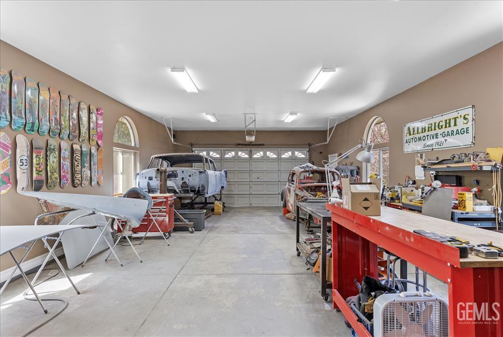 Undisclosed Address Tehachapi, CA 93561 - Photo 44 of 68 a view of a room with gym equipment