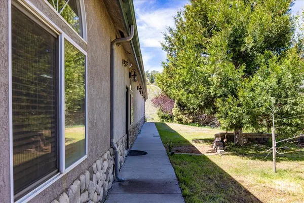 $695,000 | Undisclosed Address, Tehachapi, CA 93561