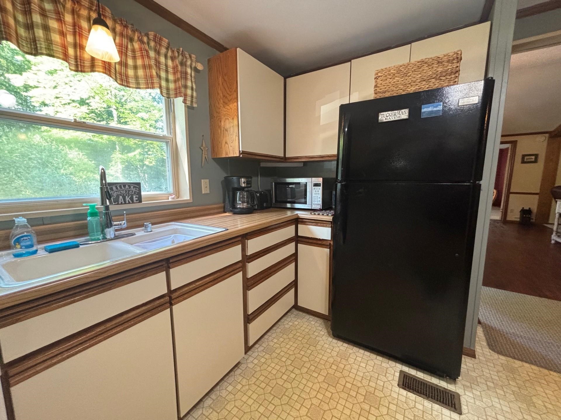 9 Westbury Road Meredith, NH 03253 - Photo 11 of 32