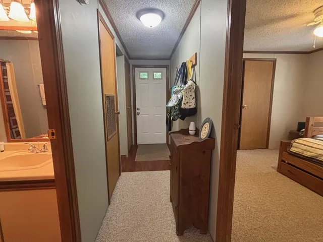 $2,100 | 9 Westbury Road, Meredith, NH 03253