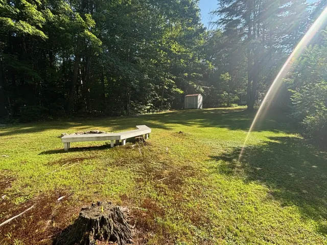 $2,100 | 9 Westbury Road, Meredith, NH 03253