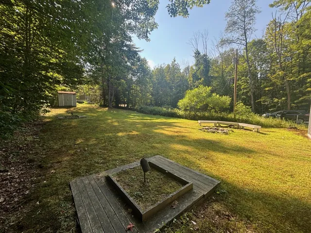 $2,100 | 9 Westbury Road, Meredith, NH 03253