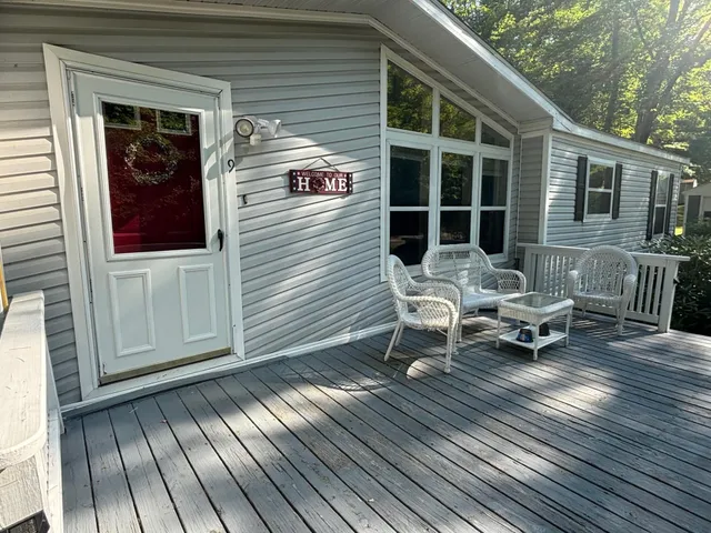 $2,100 | 9 Westbury Road, Meredith, NH 03253