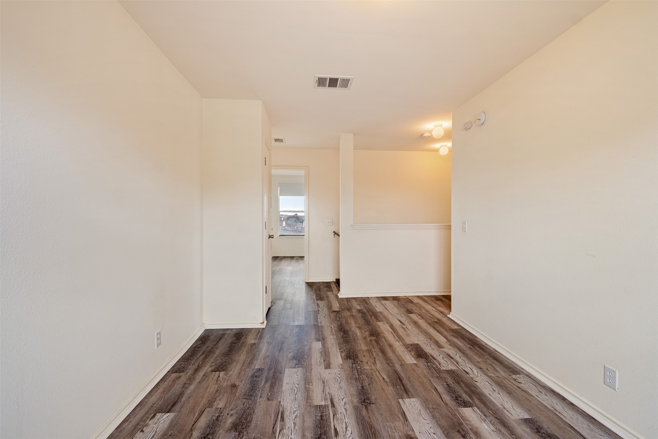 104 Pond Way Hutto, TX 78634 - Photo 15 of 27