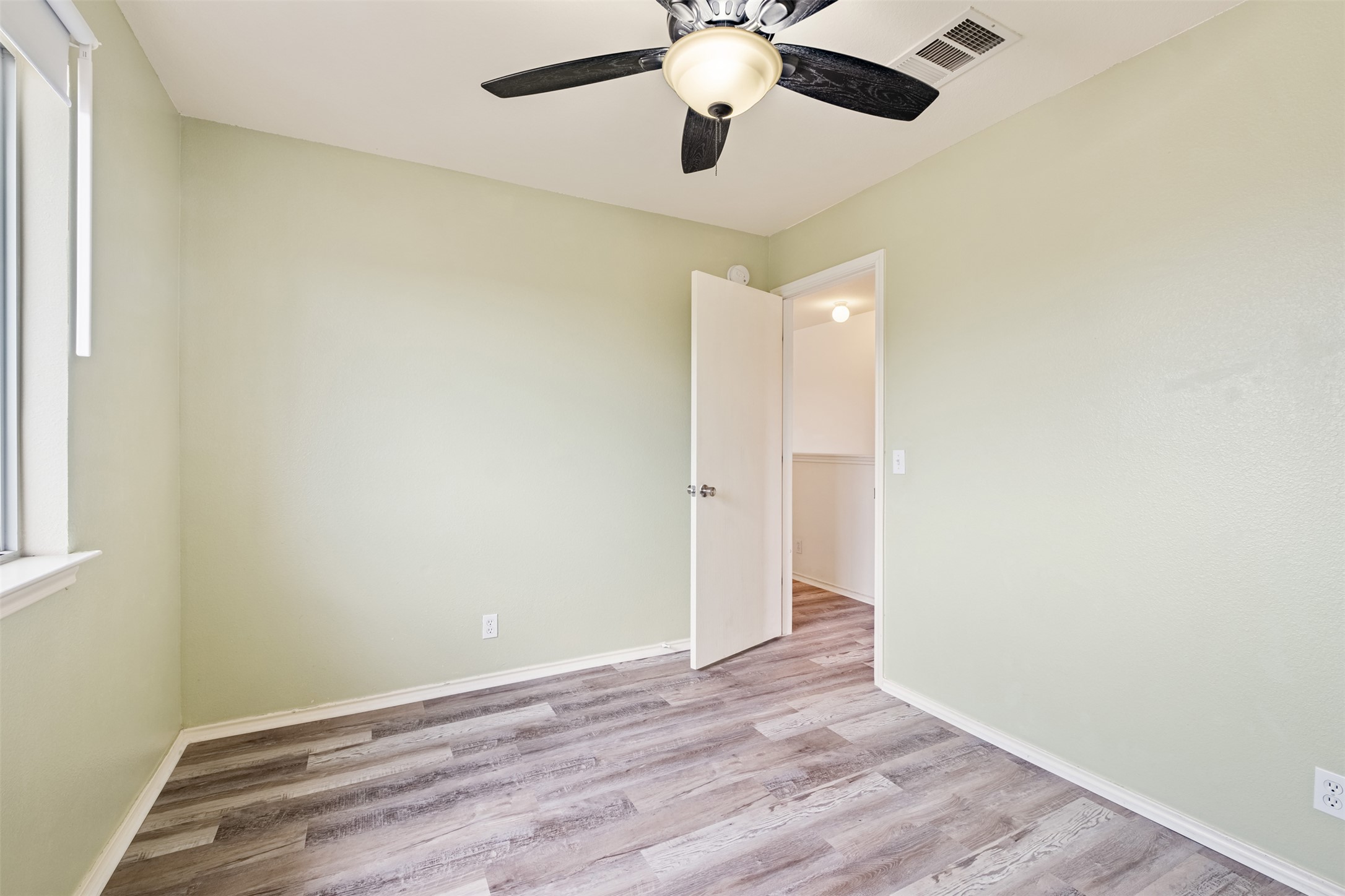 104 Pond Way Hutto, TX 78634 - Photo 20 of 27