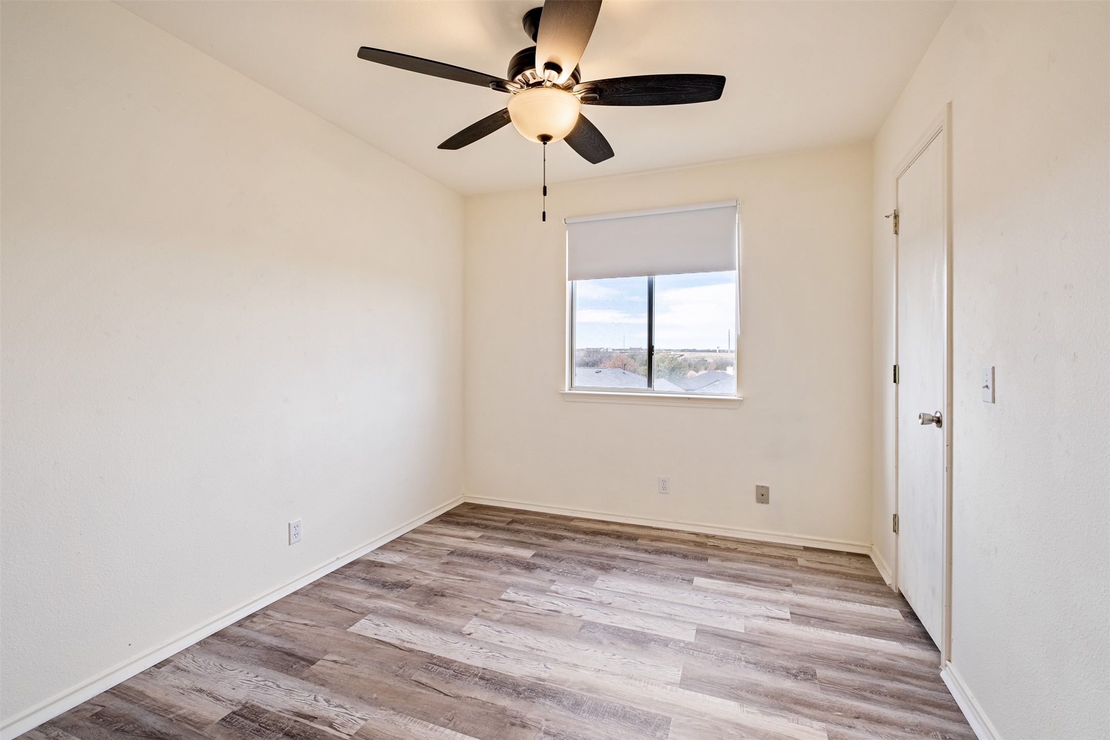 104 Pond Way Hutto, TX 78634 - Photo 22 of 27