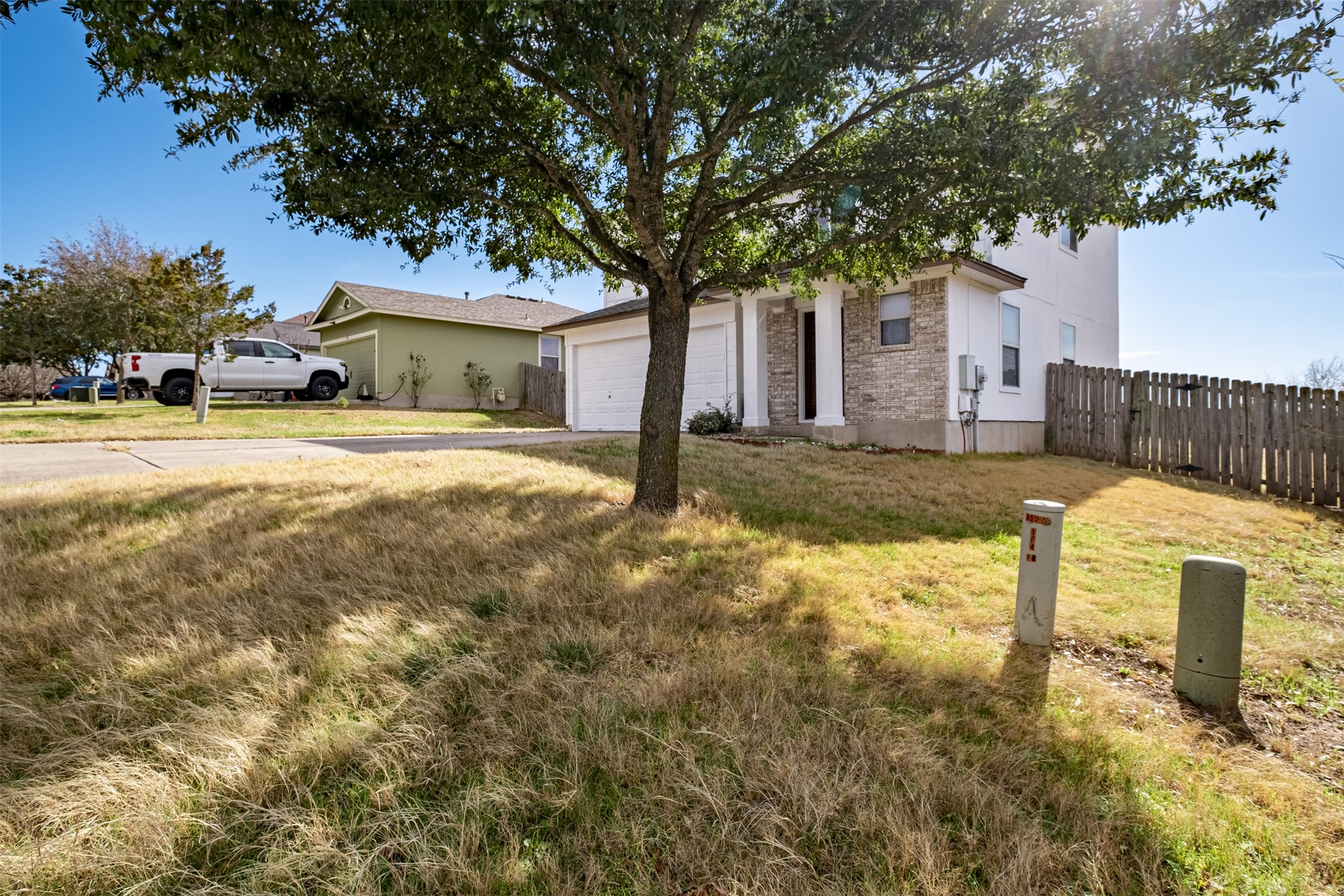 104 Pond Way Hutto, TX 78634 - Photo 3 of 27